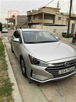 هیوندای ئەلەنترا